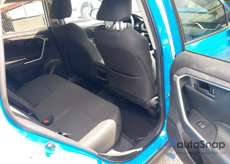 2020 Toyota Rav4 Le z USA, uszkodzony, nr VIN 2T3H1RFVXLW069740